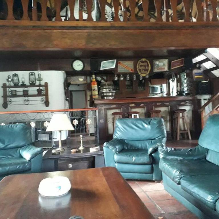 Espectacular chalet con piscina en Playa Grande. - Six-Bedroom House - 10