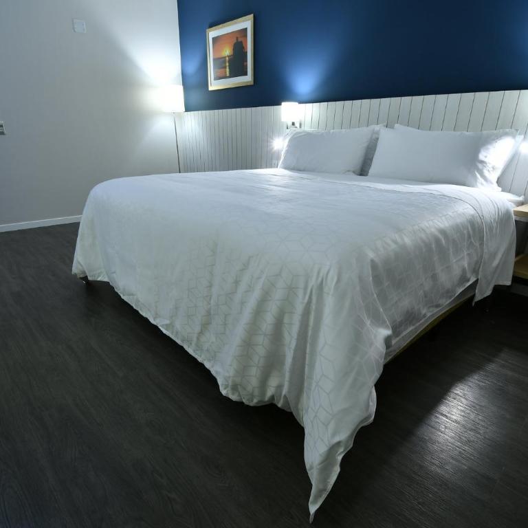 Holiday Inn Express Asuncion Aviadores by IHG - Habitación Estándar - Cama extragrande - 4