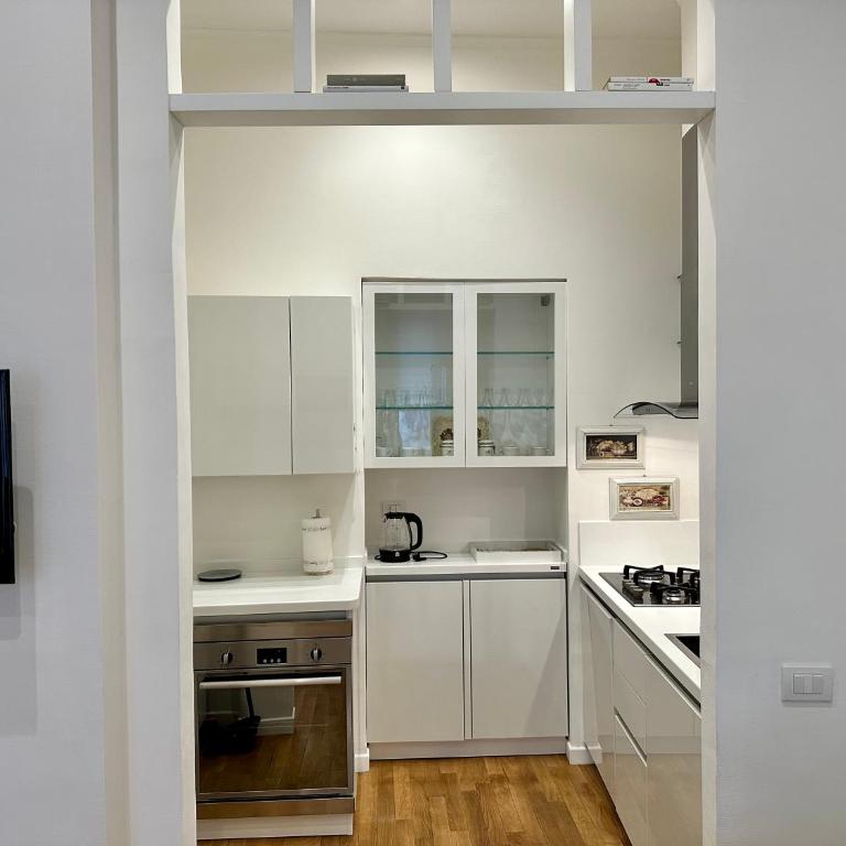 Sisters' Home - Appartamento nel centro storico con Terrazzo, Aria condizionata e Vasca da Bagno - Two-Bedroom Apartment - 26