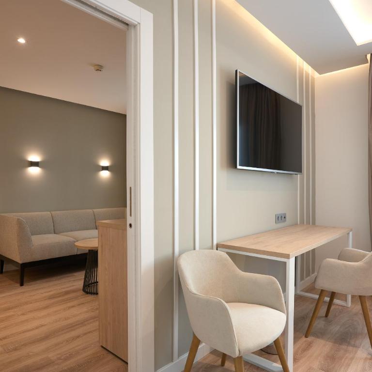Monte Triana - Suite Junior - 15