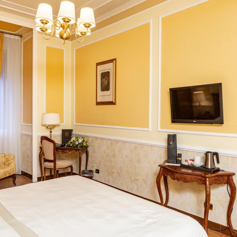 Hotel Bristol Palace - Camera Superior Matrimoniale/Doppia con Letti Singoli - 3