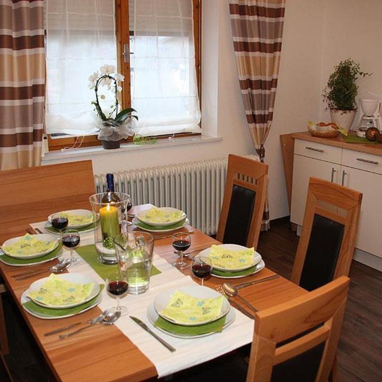 Gästehaus Neuhauser - Apartment mit Dusche - 12