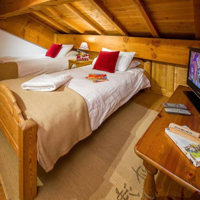 Toulouse - 3 bedroom apt close to the slopes with log fire - Appartement 3 Chambres - 9