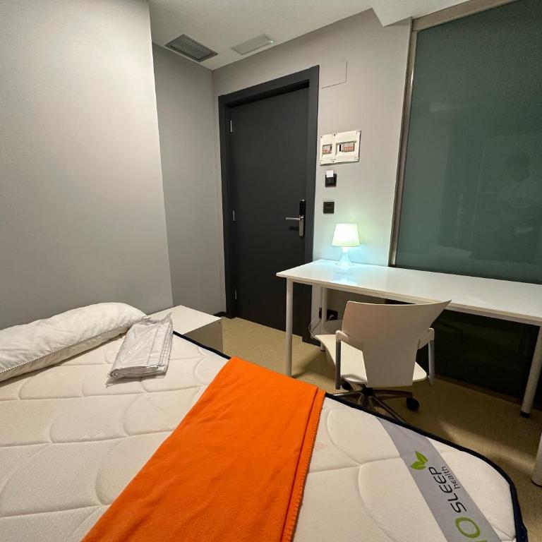 Vigo Beds & Rooms - Habitación Individual con baño compartido - 3
