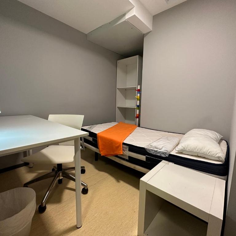 Vigo Beds & Rooms - Habitación Individual con baño compartido - 4