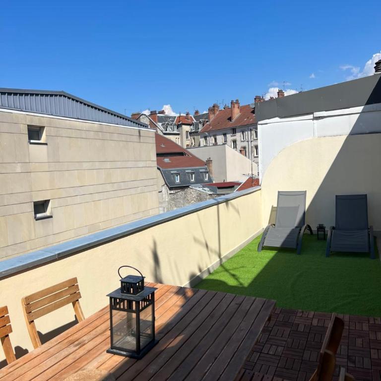 Le Champs de Mars, Centre-ville, vue Bastille, terrasse - Appartement - 11