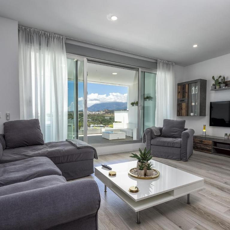 ViVi Homes - Han Pool, Golf & Terrace - Apartment - 2