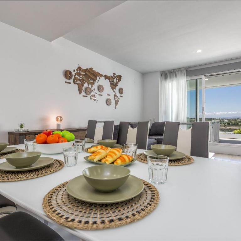 ViVi Homes - Han Pool, Golf & Terrace - Apartment - 3