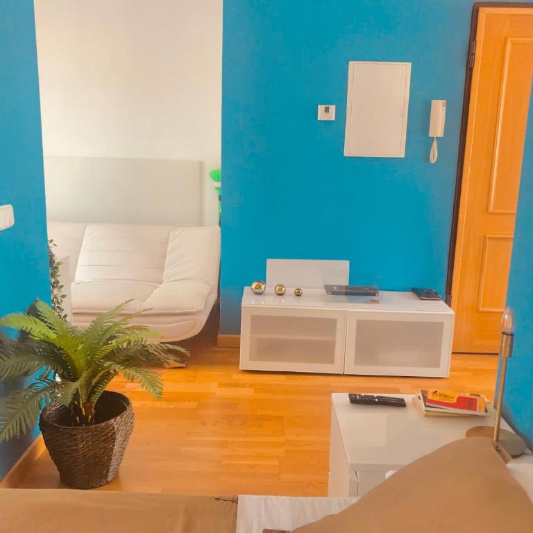 PENTHOUSE INDEPENDIENTE a 3 paradas en metro de ATOCHA (estacion central Madrid) - Estudio - 27
