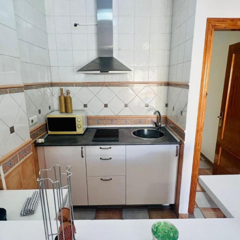 Apartamento Jimena Cadiz en el centro de Nerja - Apartamento de 1 dormitorio - 3