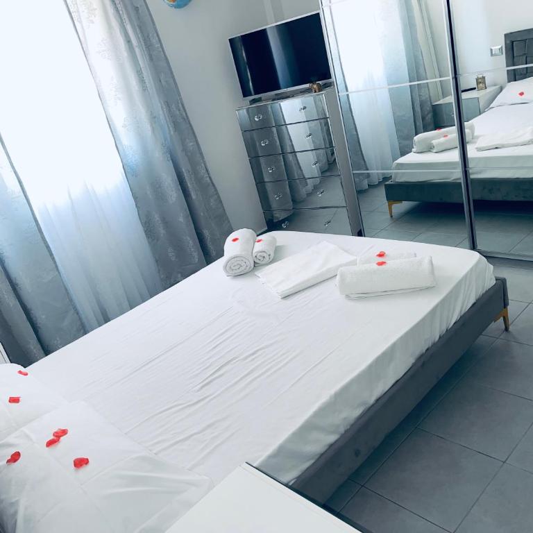 Pescara Love - Appartamento con 2 Camere da Letto - 1