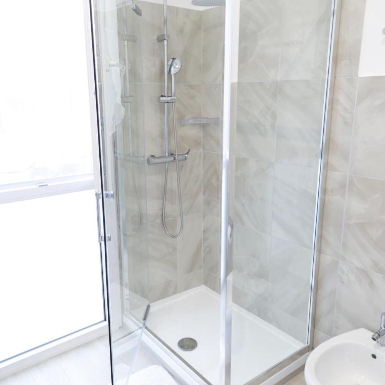 Trastevere Magic House Luxury Suite - Appartamento con 1 Camera da Letto - 17