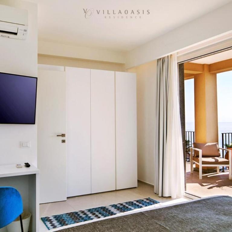 Taormina Villa Oasis Residence - Suite Attico Deluxe con Vasca Idromassaggio Jacuzzi® all'Aperto - 9