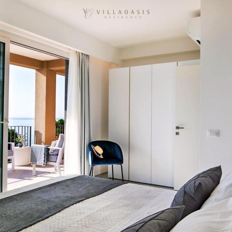 Taormina Villa Oasis Residence - Suite Attico Deluxe con Vasca Idromassaggio Jacuzzi® all'Aperto - 1
