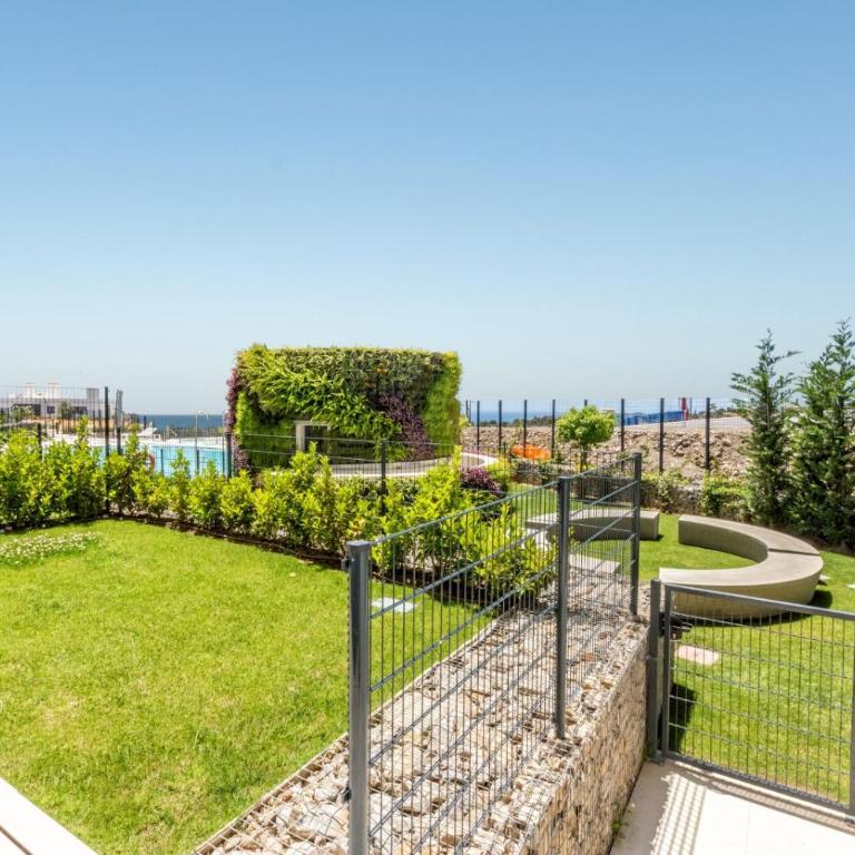 ViVi Homes - Cameron Pool, Patio, Garden & Beach - Apartment - Ground Floor - 3