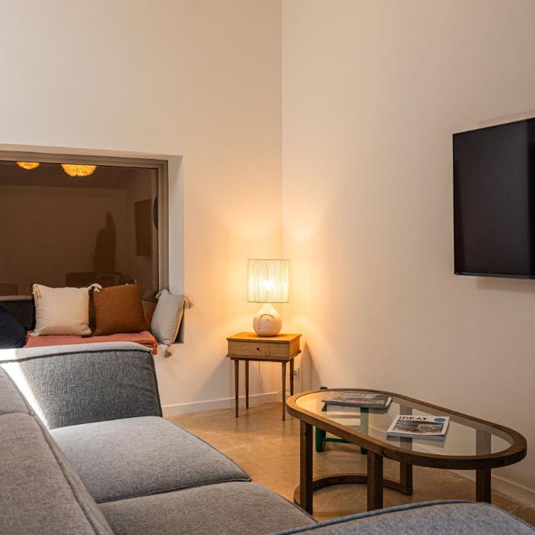 Maison Arthur - Two-Bedroom Apartment - 30