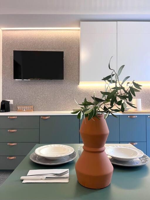 Loft 206 - One-Bedroom Apartment - 2