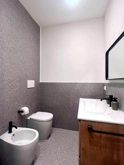 Loft 206 - One-Bedroom Apartment - 6