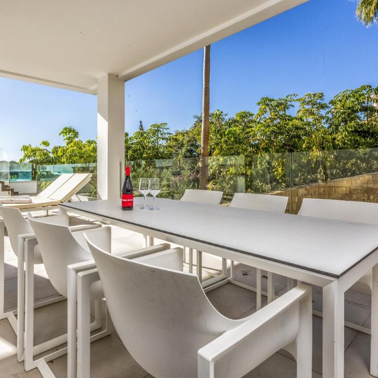 ViVi Homes - Las Palmas Pool, Sauna, Gym & Beach - Apartment with Sea View - 6