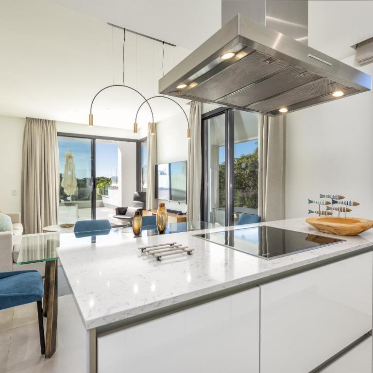 ViVi Homes - Las Palmas Pool, Sauna, Gym & Beach - Apartment with Sea View - 2