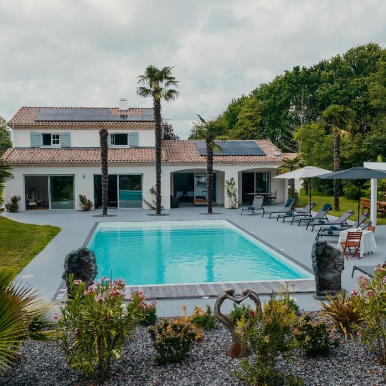 LA MAISON CACHEE-BA - Chambre Double - Vue sur Jardin - 4