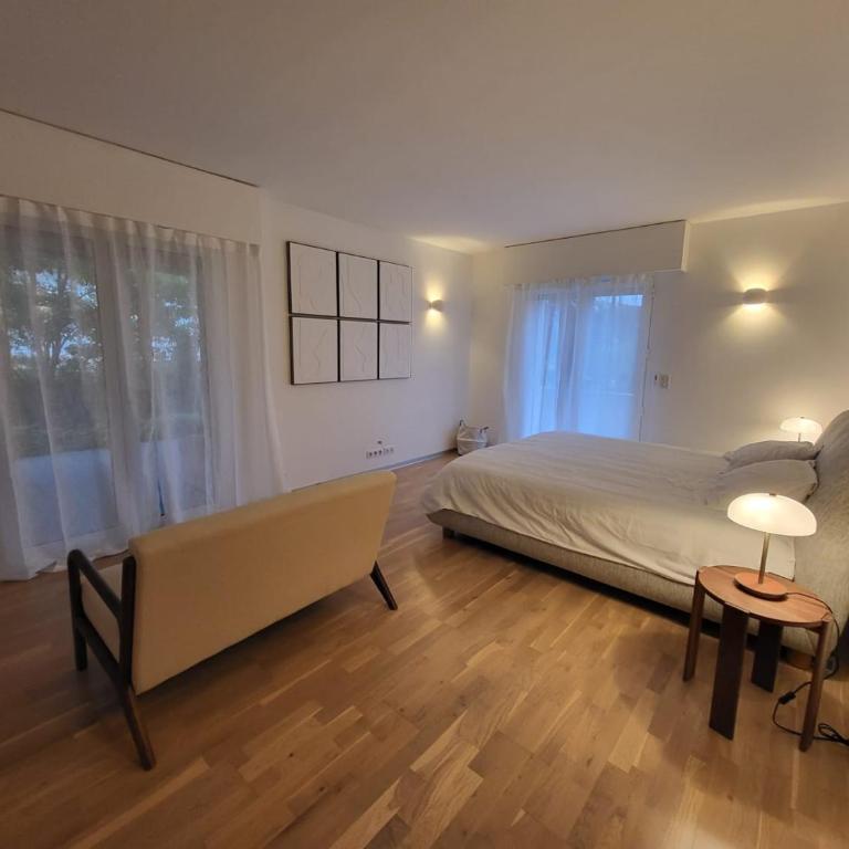 Rez-de-Villa "Clos Saint-Sauveur" modern and chic, 160m2, swimming pool, terrace - Apartment mit 3 Schlafzimmern - 29