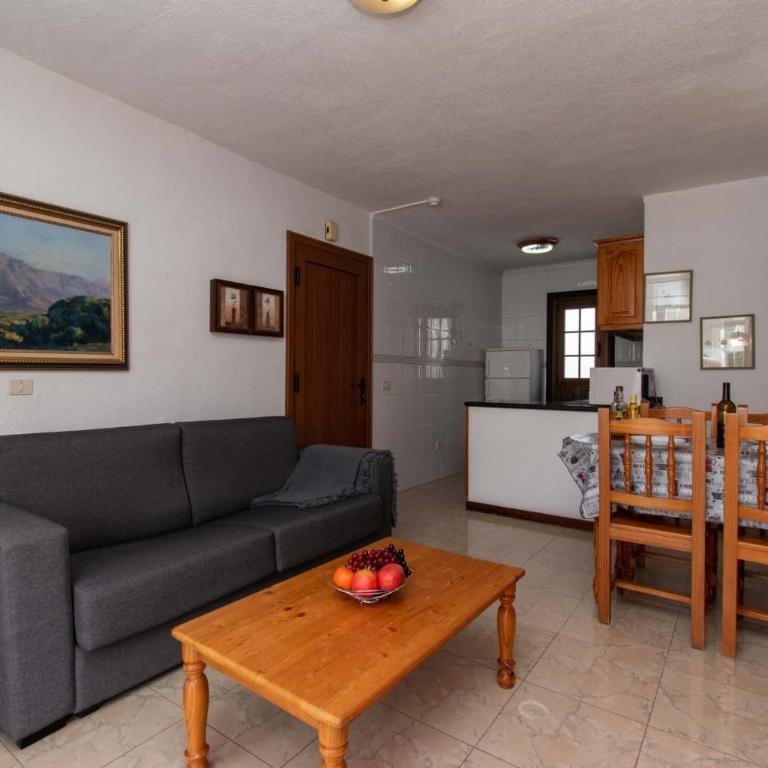 Las Blanquitas 9 - Two-Bedroom Apartment - 3
