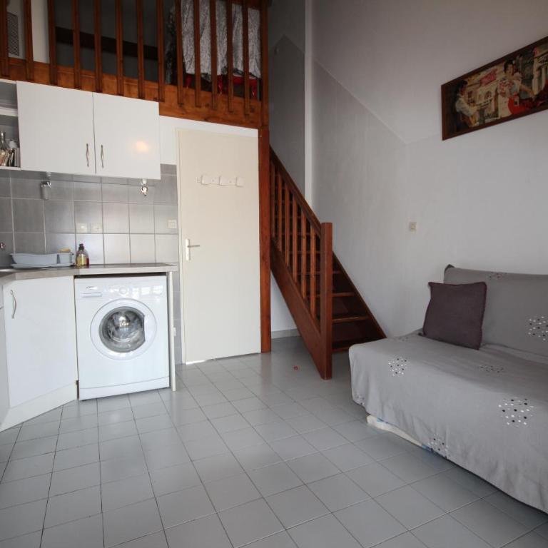 Belle villa climatisée 4-5 couchages 2 terrasses piscine commune parking dans résidence sécurisée 200m de la mer LRMA45 - Two-Bedroom House - 4
