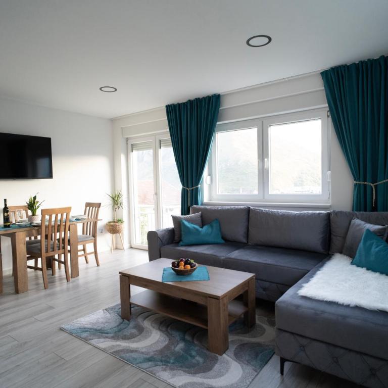 Sunset View Apartments - One-Bedroom Apartment - 5