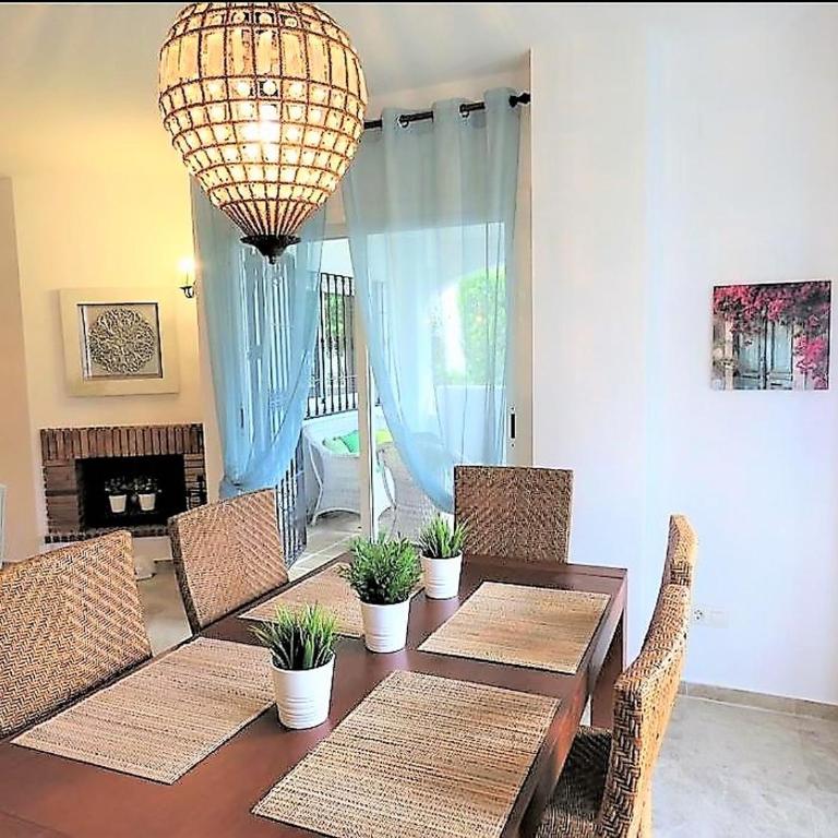 Los Naranjos close to Puerto Banus - Apartamento con vistas a la piscina - 22