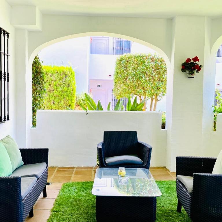 Los Naranjos close to Puerto Banus - Apartamento con vistas a la piscina - 24