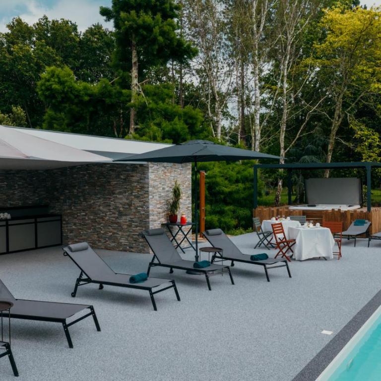 LA MAISON CACHEE-BA - Suite - Vue sur Jardin - 1