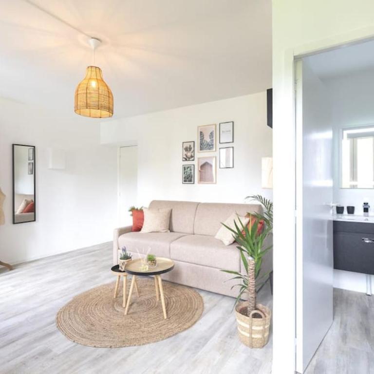 L'AUTHENTIQUE *STUDIO *PARKING PRIVE* *WIFI*CALME - Studio - 30