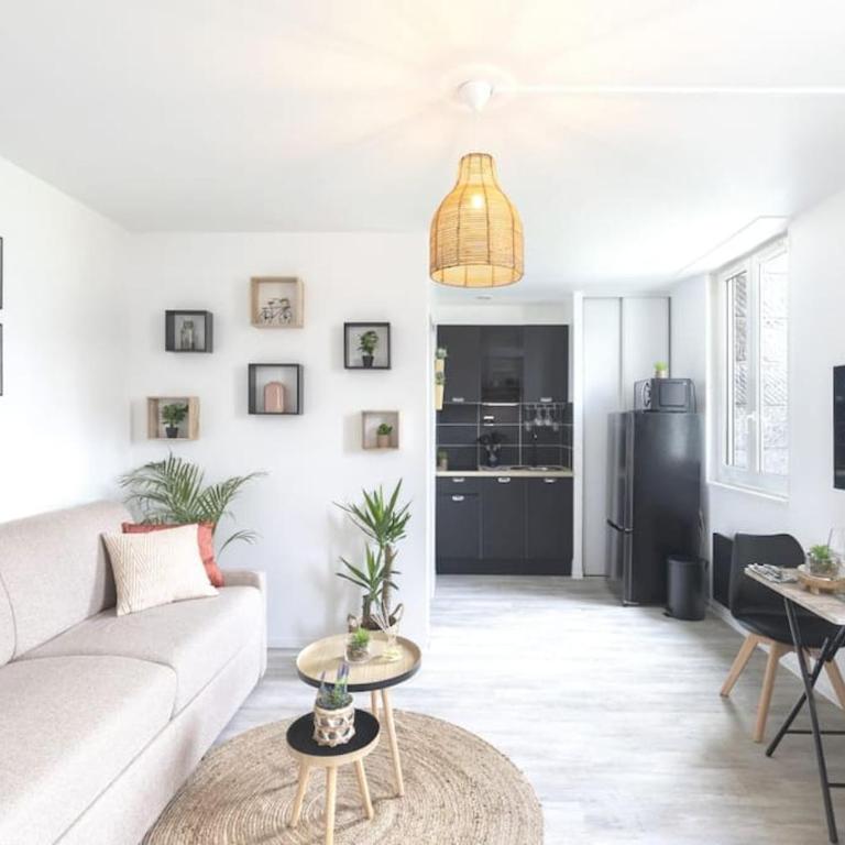 L'AUTHENTIQUE *STUDIO *PARKING PRIVE* *WIFI*CALME - Studio - 34