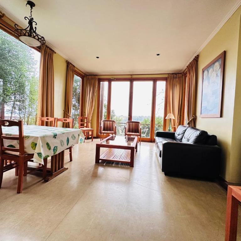 Hotel y Cabañas Punta Larga - Caja Los Andes - Bungalow de 2 plantas con vistas al lago - 4