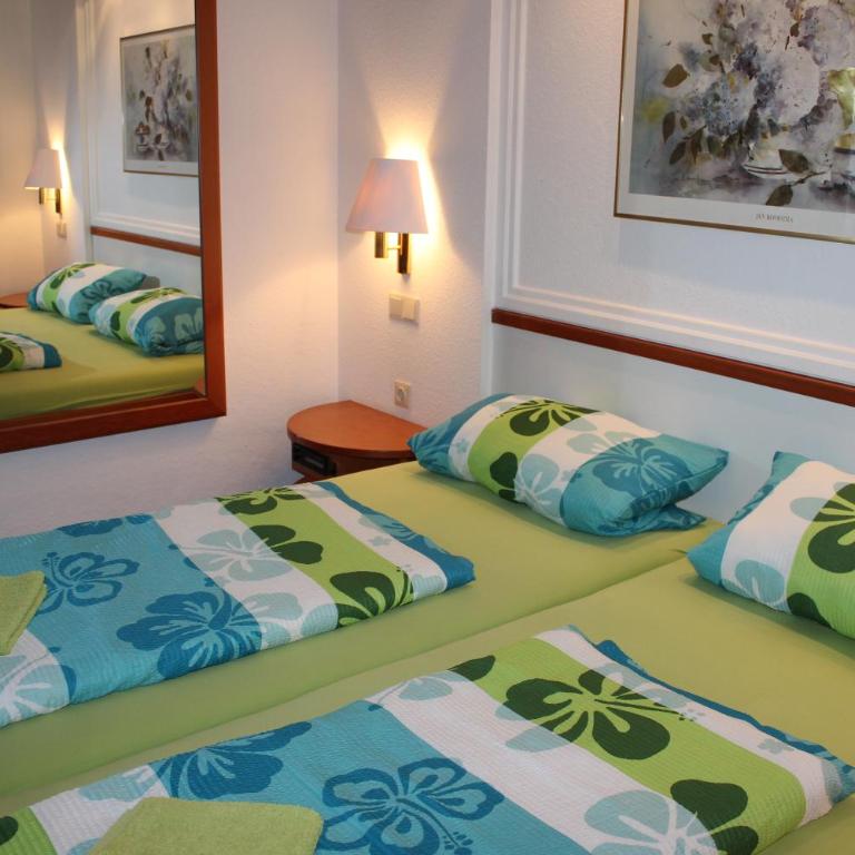 Ristorante Pizzeria Pension Taormina - Comfort Doppelzimmer - 5