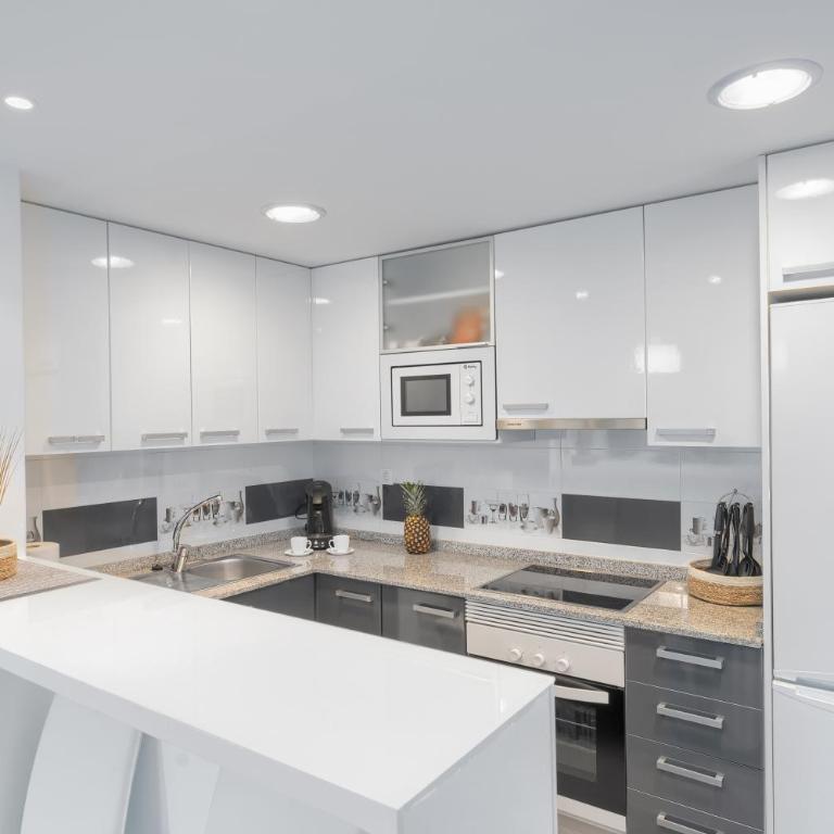 Sunny apartments in La Mata, Azul Beach 2 - Three-Bedroom Apartment - 3