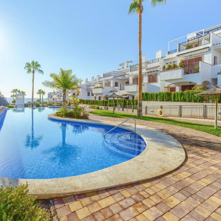 Sunny apartments in La Mata, Azul Beach 2 - Three-Bedroom Apartment - 20