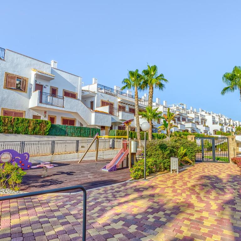 Sunny apartments in La Mata, Azul Beach 2 - Three-Bedroom Apartment - 24