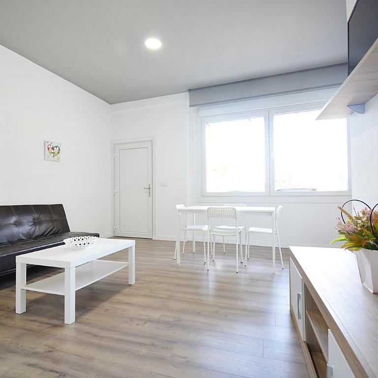 Apartamentos de Playa en el centro de O Grove - Apartment - Ground Floor - 4