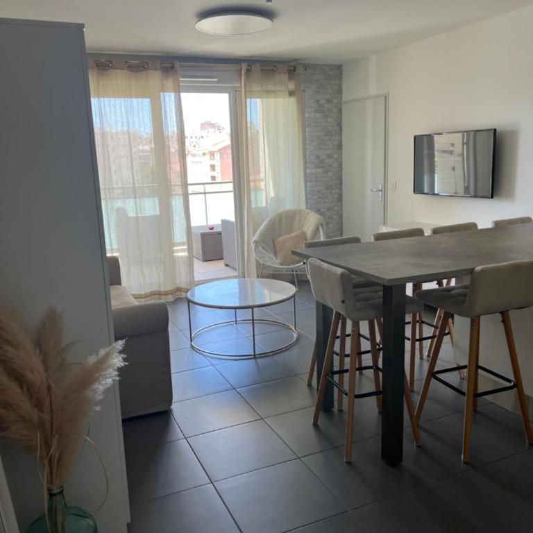 Appartement T2 marseille plein sud - One-Bedroom Apartment - 2