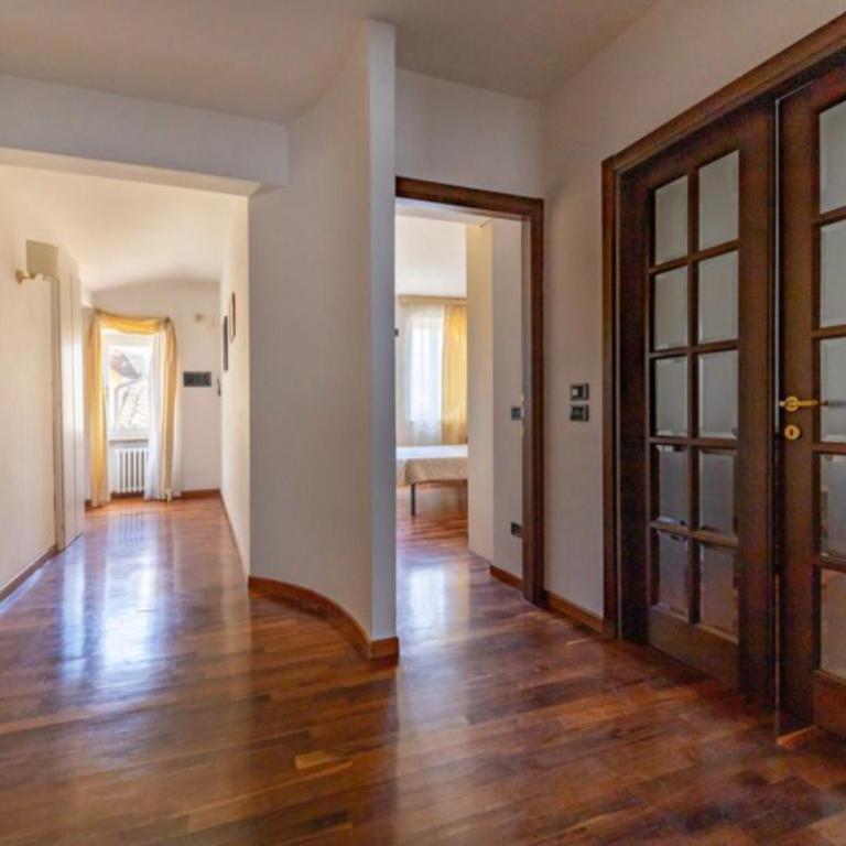 Royal Domus Perugia - via Mazzini - Appartamento con 3 Camere da Letto - 11