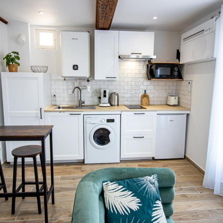 Élégant Studio Climatisé 'Alma 2' - Cœur de Beziers - Wifi Fibre - Netflix - Appartement 1 Chambre - 3