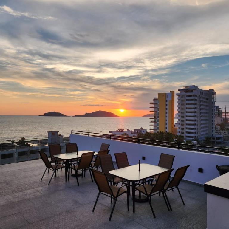 Torre Q Mazatlán - Departamento cerca del malecón de Mazatlán - Two-Bedroom Apartment - 5