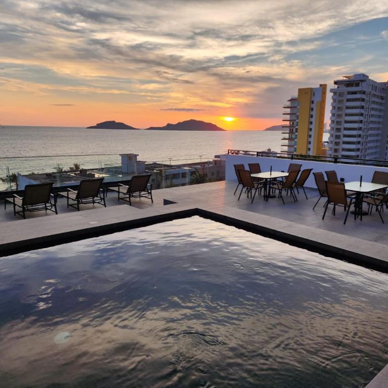 Torre Q Mazatlán - Departamento cerca del malecón de Mazatlán - Two-Bedroom Apartment - 3