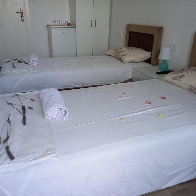 Apartments Verona - Deluks Dvokrevetna Soba sa Bračnim Krevetom i Balkonom - 10