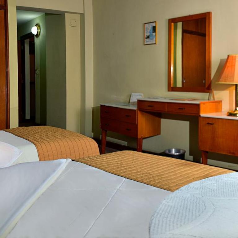 Cesar's Plaza Hotel - Habitación Doble - 1 o 2 camas - 3