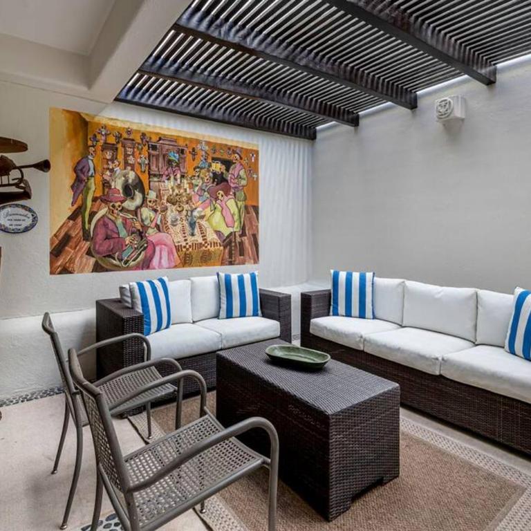 Chic Marina 2BR condo with Pool Access - Apartamento de 2 dormitorios - 7