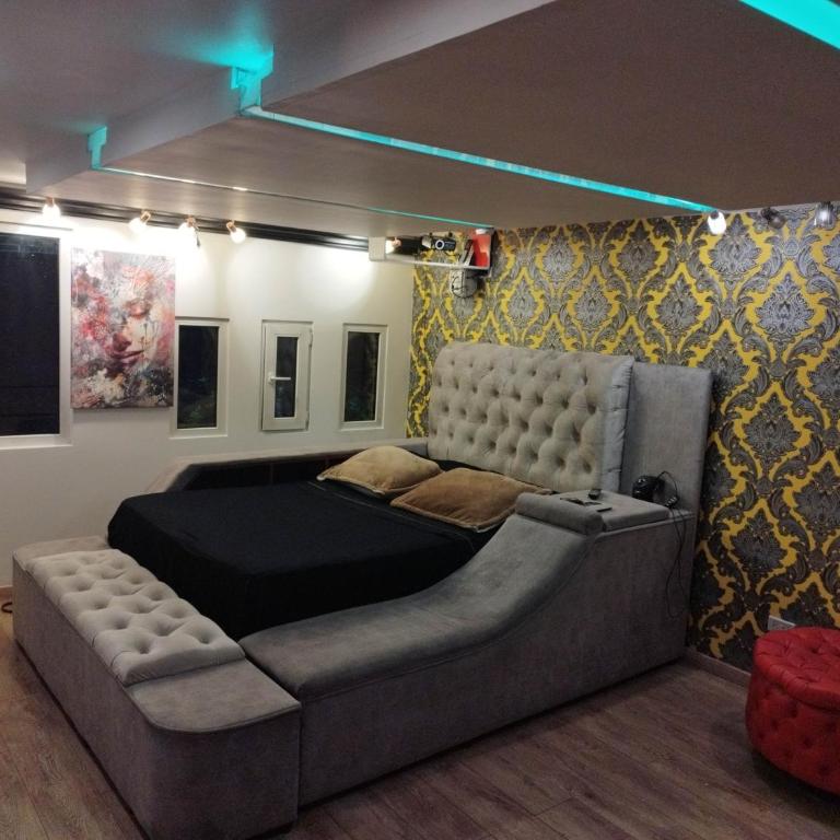 Apartamento Penthouse con Jacuzzi y Chimenea - Apartamento de 2 dormitorios - 48