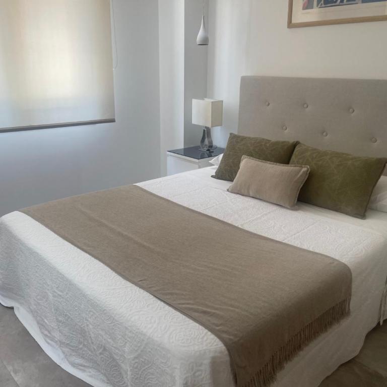 Marbella Eurobel - Two-Bedroom Apartment - 26